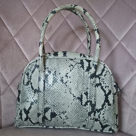 Vintage Nine West Faux Snakeskin Mini Bowler Bag - Picture 3 of 10